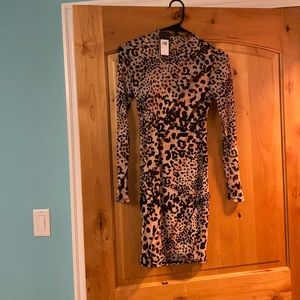 BRAND NEW UNWORN Long sleeve mesh cheetah print dress by Guess size Small